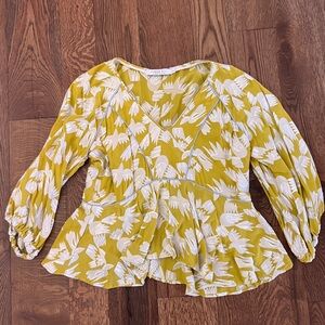 Hunter Bell yellow Blouse - size L